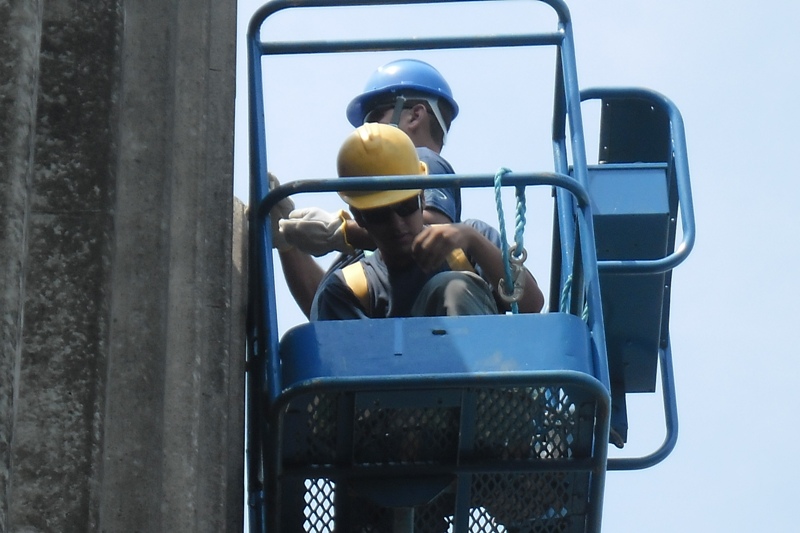 Manutenção com Plataforma Manutenção com Plataforma - FIOCRUZ